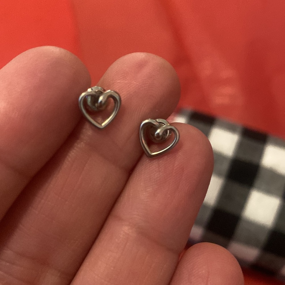 NWOT Vintage Heart Shaped Earrings